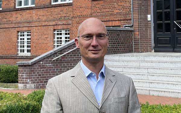 Neuer Chefarzt für Pneumologie in Lungenklinik Lostau Dr. Dirk Dinjus